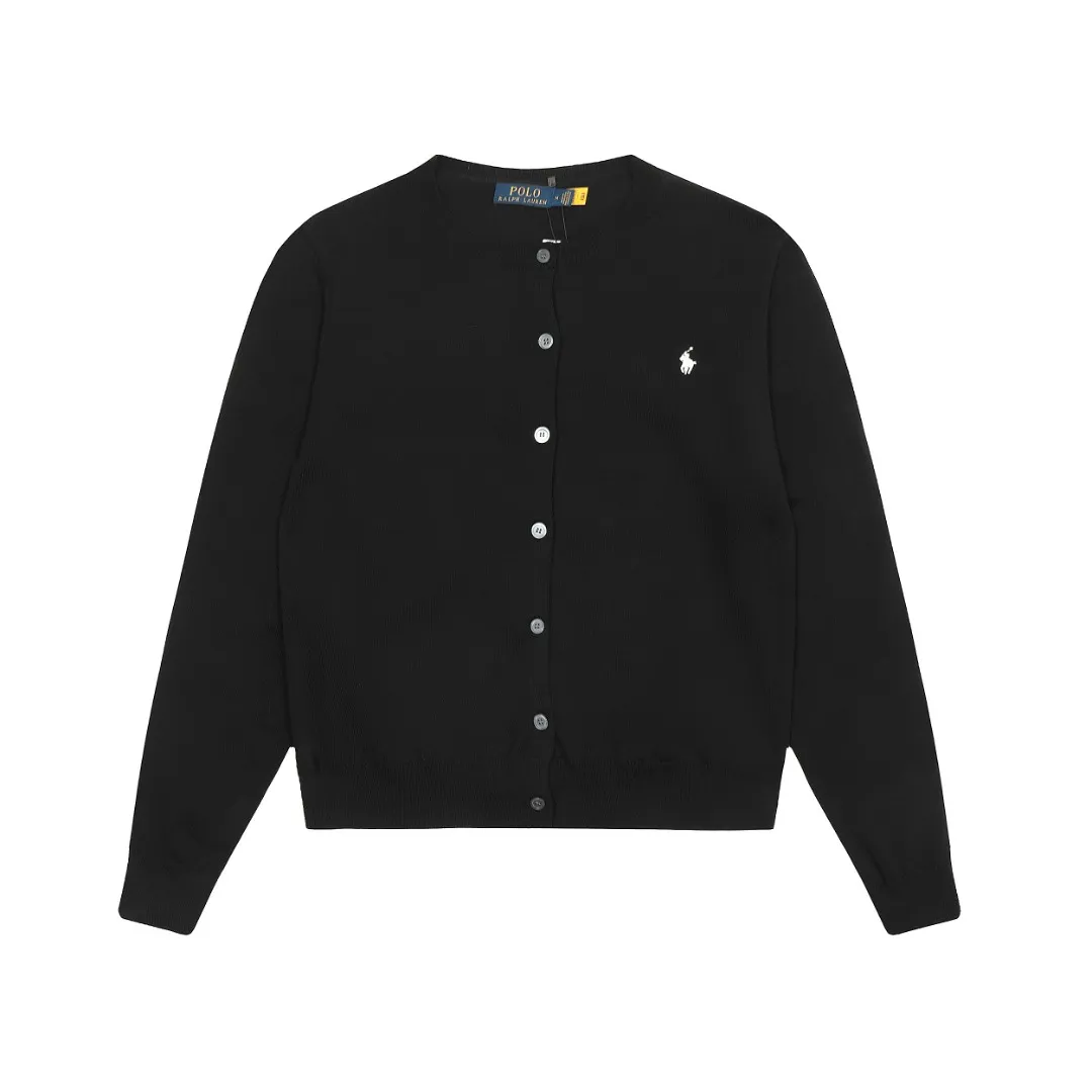 P190 Top quality" Style number: DS010# [Ralph Lauren solid color round neck basic pony embroidered logo knitted cardigan long sleeves] ✅Ralph Lauren Ralph Lauren classic basic versatile jersey cardigan long-sleeved small jacket ✅Main supplier of platform live broadcast wholesale entity ✅ZP quality 1:1 version can scan the code to enter the GF website Counter quality ✅Detailed quality is the only one in Guangzhou Imported quality cotton yarn focuses on high-end and cost-effective Needless to say good quality. ✅The version is restored to the original. Loose, comfortable and stress-free. Simple is high-end. Classic is timeless. ✅The upper body is simple and easy to match. A must-have for goddess ootd. Good-looking clothes are never picky. A must-have in the goddess’ wardrobe. Size: S-XL. Color: off-white, light blue, pink, khaki, military green, gray, navy blue, black, Chinese red, mint green.